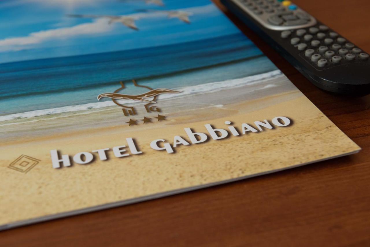 Hotel Gabbiano Porto San Giorgio Exteriör bild